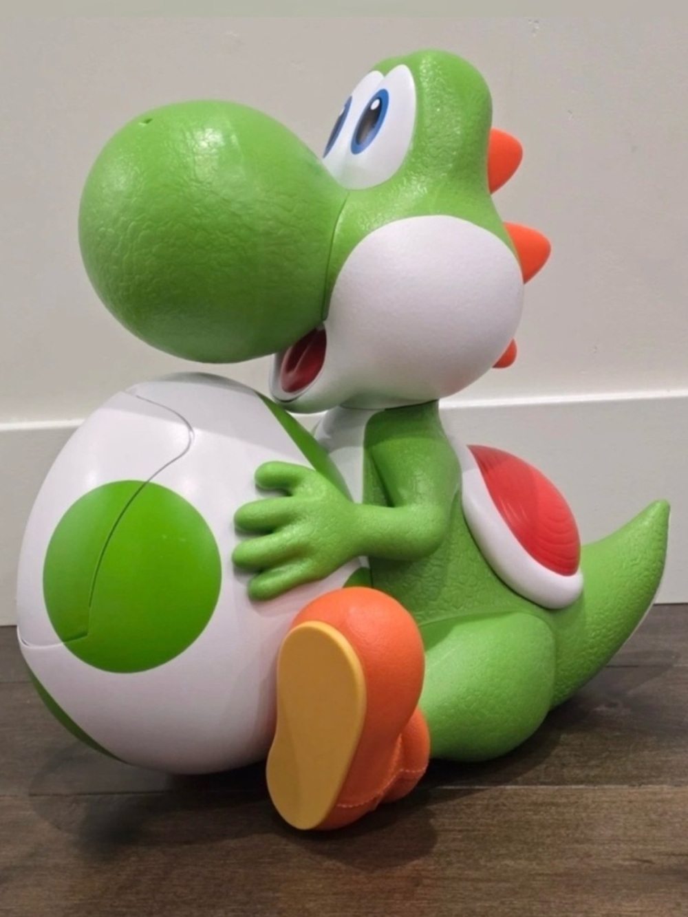 Limited-edition Super Mario Galaxy Yoshi Popcorn Bucket  Brand New AMC exclusive
